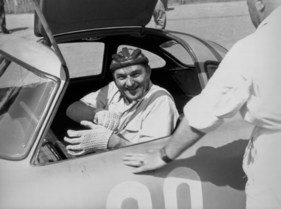 Mercedes-Benz 300 SL (1952) - Hermann Lang beim Preis von Bern im Jahr 1952