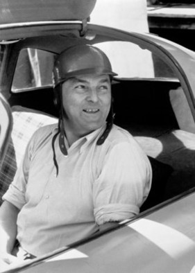 Mercedes-Benz 300 SL (1952) - Hermann Lang im Cockpit anlässlich des Preises von Bern 1952