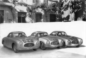 Mercedes-Benz 300 SL (1952) - das Flügeltürer-Team an der Mille Miglia 1952