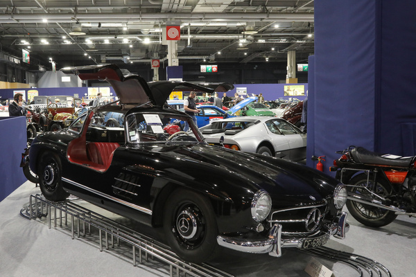 Mercedes-Benz 300 SL (1955) – Artcurial-Versteigerung – Rétromobile Paris 2025