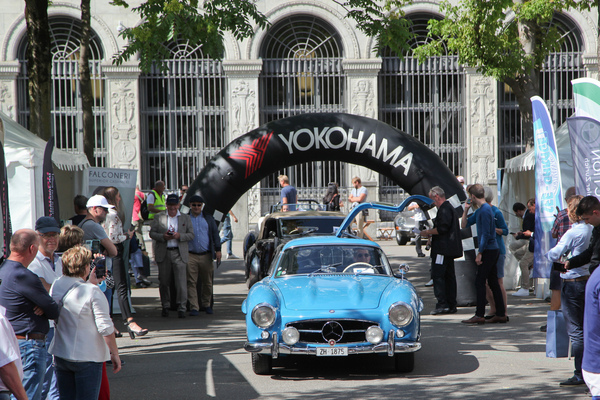 Mercedes-Benz 300 SL (1955) - Gewinner des Preises von "The Motor Chain" für das bestdokumentierte Fahrzeug beim Zürich Classic Car Award 2021