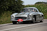 Mercedes-Benz 300 SL (1955) - im Flügeltürer durch Frankreich - RAID Suisse-Paris 2012 (© Bruno von Rotz, 2012) Mercedes-Benz 300 SL (1955) - im Flügeltürer durch Frankreich - RAID Suisse-Paris 2012 (© Bruno von Rotz, 2012)