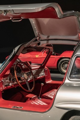 Mercedes-Benz 300 SL (1955) - in der Ausstellung "PS:. Ich liebe Dich. Sportwagen-Design der 1950er - 1970er Jahre"