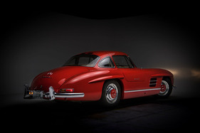 Mercedes-Benz 300 SL (1957) - als Lot 13 an der RM/Sotheby’s amfAR Las Vegas Versteigerung 2024