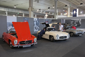 Bild Mercedes Benz 300 SL (1958) - als Cabriolet und Flügeltürer darf er natürlich nicht fehlen - Auto e Moto d'Epoca 2014
