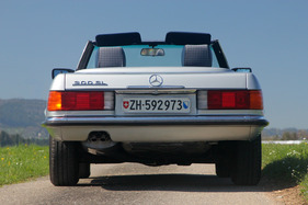 Mercedes-Benz 300 SL (1987) - Heckansicht des klassische R 107