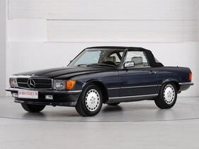 Mercedes-Benz 300 SL (1987) - offered as lot 55 at the Dorotheum auction "Classic Automobiles" on July 1, 2023
