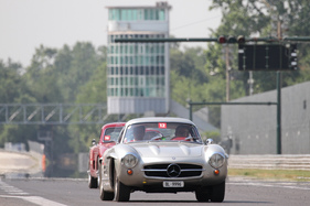 Mercedes-Benz 300 SL Flügeltürer (1957) - in Monza - Passione Caracciola 2017