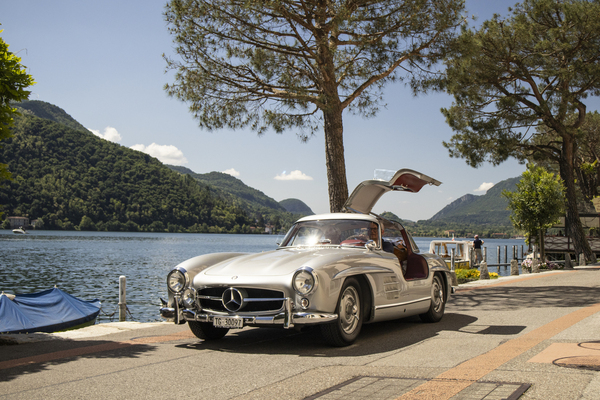 Image: Mercedes-Benz 300 SL Gullwing on Lake Lugano - Lugano Elegance 2025