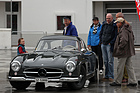 Mercedes-Benz 300 SL Flügeltürer - elegant, in dunkler Lackierung und wohl der meistbewunderte Wagen auf dem Platz - Dolder Classics September 2015