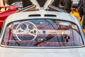 Mercedes-Benz 300 SL Gullwing (1955) - versteigert als Lot 151 an der RM/Sotheby's Auktion in Paris am 3. Februar 2016