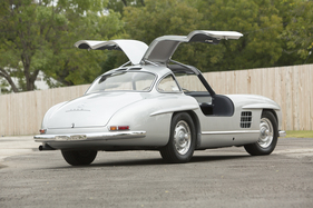 Mercedes-Benz 300 SL Gullwing (1956) - angeboten als Lot 83 an der RM-Versteigerung vom 16./17. Januar 2014 in Arizona