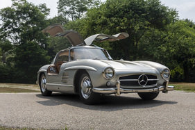 Mercedes-Benz 300 SL Gullwing Coupe (1955) - as lot 069 at the Bonhams Quail Motorcar Live & Online Auction on August 14, 2020