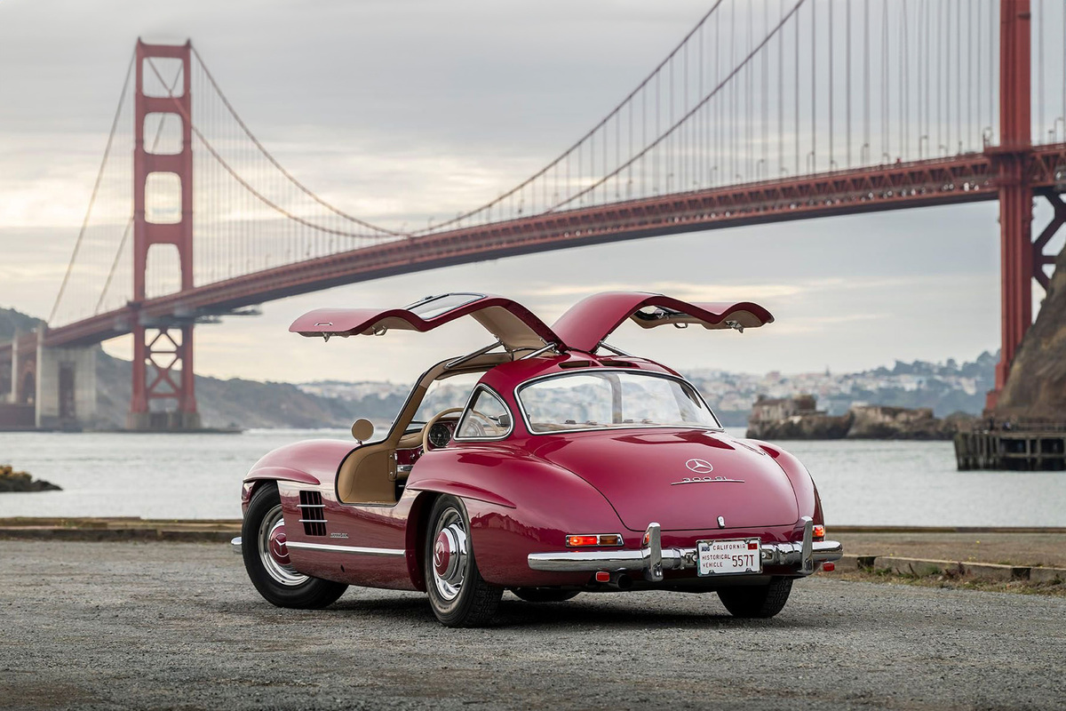Mercedes-Benz 300 SL Gullwing Coupe (1955) - als Lot 180 an der Broad Arrow “The Academy of Art University Collection” San Francisco Auction 2025