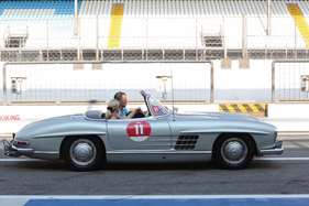 Mercedes-Benz 300 SL Roadster (1956) - in Monza - Passione Caracciola 2017