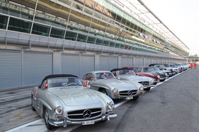 Mercedes-Benz 300 SL Roadster (1956) - in Monza - Passione Caracciola 2017