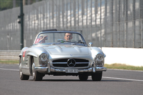Mercedes-Benz 300 SL Roadster (1956) - in Monza - Passione Caracciola 2017
