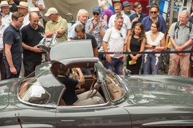 Mercedes-Benz 300 SL Roadster (1957) – Zurich Classic Car Award 2024