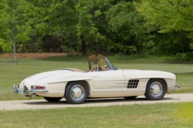 Mercedes-Benz 300 SL Roadster (1957) - als Lot 085 an der Bonhams Quail Lodge Auction am 14. August 2015