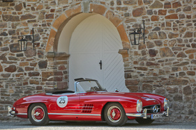 Mercedes-Benz 300 SL Roadster (1957) - an der Rallye Historique anlässlich der Schloss Bensberg Classics 2015
