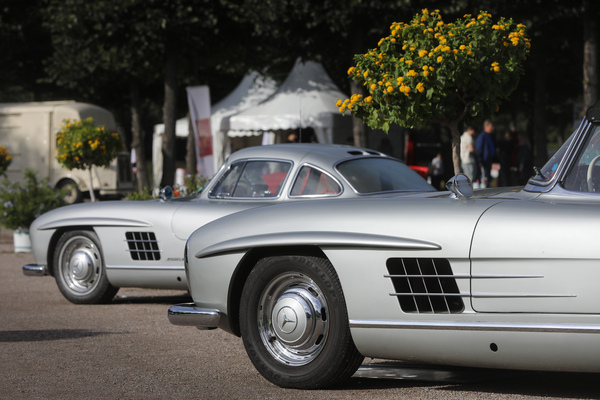 Mercedes-Benz 300 SL Roadster (1957) - mit Flügeltürer von 1956 - 19. ASC Classic-Gala Schwetzingen 2023