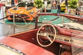 Mercedes-Benz 300 SL Roadster (1958) – Techno Classica 2023