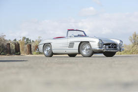 Mercedes-Benz 300 SL Roadster (1958) - als Lot 139 angeboten an der Bonhams-Versteigerung von Scottsdale am 15. Januar 2015