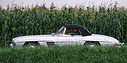 Mercedes-Benz 300 SL Roadster (1960) - allzuviel Platz hat der grosse Fahrer im geschlossenen Roadster nicht (© Daniel Reinhard, 1989) Mercedes-Benz 300 SL Roadster (1960) - allzuviel Platz hat der grosse Fahrer im geschlossenen Roadster nicht (© Daniel Reinhard, 1989)