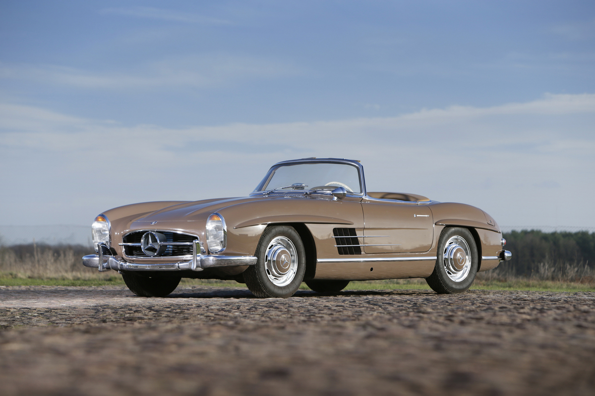 Mercedes-Benz 300 SL Roadster (1960) - angeboten als Lot 112 an der Bonhams Mercedes-Benz-Versteigerung in Stuttgart 2015