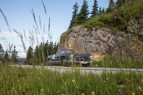 Mercedes-Benz 300 SL Roadster (1960) - mit Startnummer 100 an der Ennstal-Classic 2017