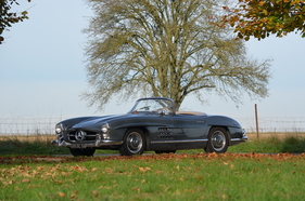 Mercedes-Benz 300 SL Roadster (1961) - als Lot 063 angeboten an der Artcurial "Rétromobile Paris" Versteigerung am 10. Februar 2017