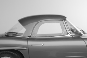 Mercedes-Benz 300 SL Roadster (1961) - als Lot 144 angeboten an der Bonhams Mercedes-Benz-Versteigerung in Stuttgart am 19. März 2016
