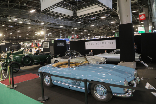 Mercedes-Benz 300 SL Roadster (1961) - angeboten von Axel Schuette mit Hardtop - Rétromobile Paris 2024