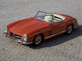 Mercedes Benz 300 SL Roadster (1961) - vor einer DB-Niederlassung in Reutlingen im Jahr 1964