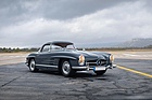 Bild: Mercedes-Benz 300 SL Roadster (1963) - Lot 028 an der Artcurial „The W Collection“ Monaco Versteigerung 2024