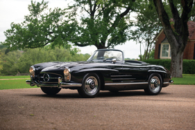 Mercedes Benz 300 SL Roadster (1963) - als Lot 242 an der RM/Sotheby's Versteigerung in Monterey am 24./25. August 2018