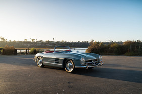 Mercedes-Benz 300 SL Roadster (1964) - as lot 115 at the RM/Sotheby's Arizona auction on January 27, 2022