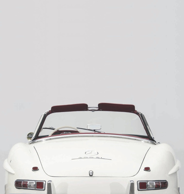 Mercedes-Benz 300 SL Roadster (mit Hardtop,1961) - als Lot 13 an der Artcurial Mercedes-Versteigerung in Paris am 15. Oktober 2017 für über EUR 1.4 Millionen verkauft