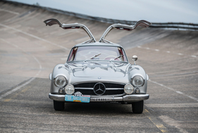 Mercedes-Benz 300 SL 'Sportabteilung' Gullwing (1955) - als Lot 223 angeboten an der RM/Sotheby's Versteigerung "Driven by Disruption" in New York am 10. Dezember 2015