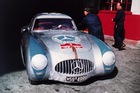 Mercedes Benz 300 SL (W194) von 1952 - Der zweite Wagen (Startnummer 3) des Carrera-Teams, den Hermann Lang und Erwin Grupp (am Wagen) auf Rang Zwei steuerten