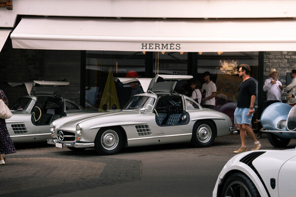 Image: Mercedes-Benz 300 SL in Crans-Montana