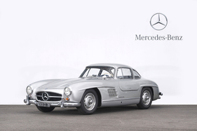 Mercedes-Benz 300 SL papillon (1955) - als Lot 46 an der Artcurial Mercedes-Versteigerung in Paris am 15. Oktober 2017