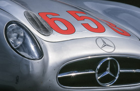Mercedes-Benz 300 SLR (1955) - Blessuren von harten Renneinsätzen