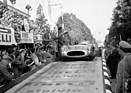 Mercedes-Benz 300 SLR (1955) - Karl Kling am Start der Mille Miglia in Brescia am 1. Mai 1955
