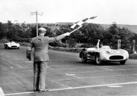 Mercedes Benz 300 SLR (1955) - Stirling Moss gewinnt mit John Cooper Fitch die Tourist Trophy 1955 auf dem Dundrod,Circuit in Nordirland