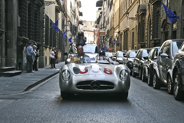 Mercedes-Benz 300 SLR 1955 an der Mille Miglia 2011