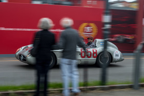 Mercedes-Benz 300 SLR (1955) an der Mille Miglia 2013