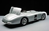 Mercedes-Benz 300 SLR (1955) - gut sichtbar, die Luftbremse für Le Mans (© Daimler AG, 2005) Mercedes-Benz 300 SLR (1955) - gut sichtbar, die Luftbremse für Le Mans (© Daimler AG, 2005)