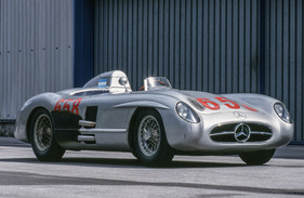Mercedes-Benz 300 SLR (1955) - nur das Nötigste wurde gemacht, die Optik entspricht noch der von 1955