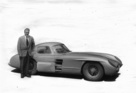 Bild: Mercedes-Benz 300 SLR (1956) - Fahrer und Auto